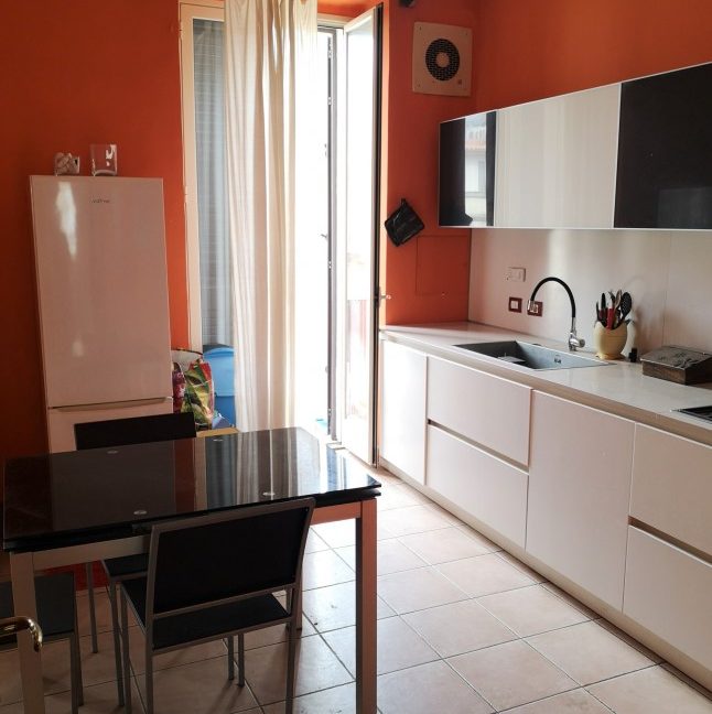 Cucina Abitabile - Appartamento in Vendita zona via Carducci Ragusa (3)