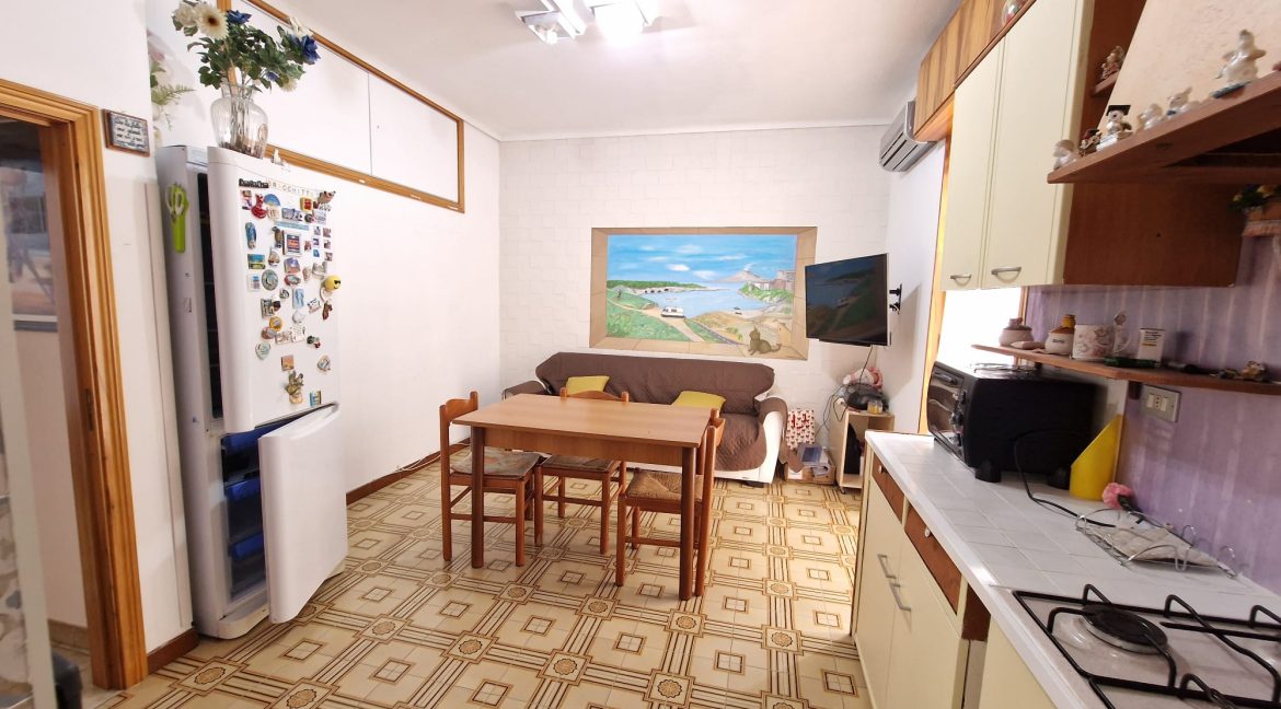 F.A.B.I.O. IMMOBILIARE CASA SINGOLA SAC. CABIBBO (39)
