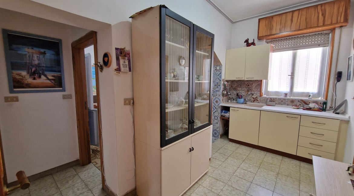 F.A.B.I.O. IMMOBILIARE CASA SINGOLA SAC. CABIBBO (46)