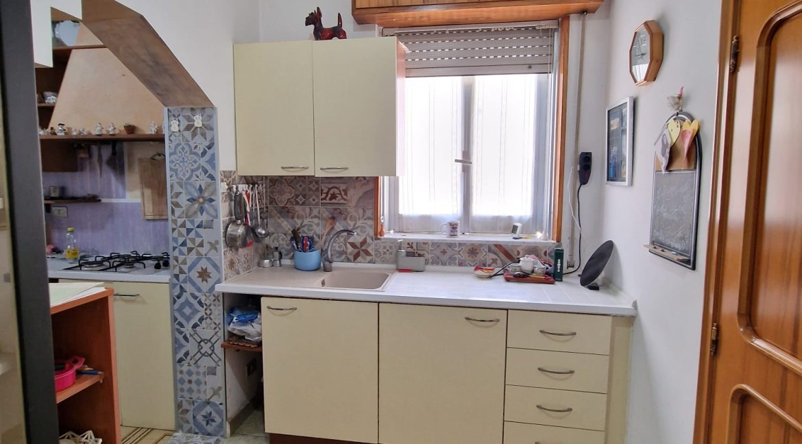 F.A.B.I.O. IMMOBILIARE CASA SINGOLA SAC. CABIBBO (49)