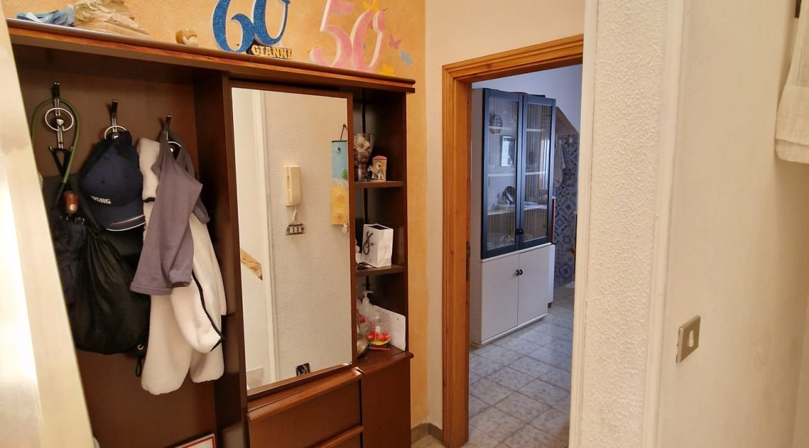 F.A.B.I.O. IMMOBILIARE CASA SINGOLA SAC. CABIBBO (87)