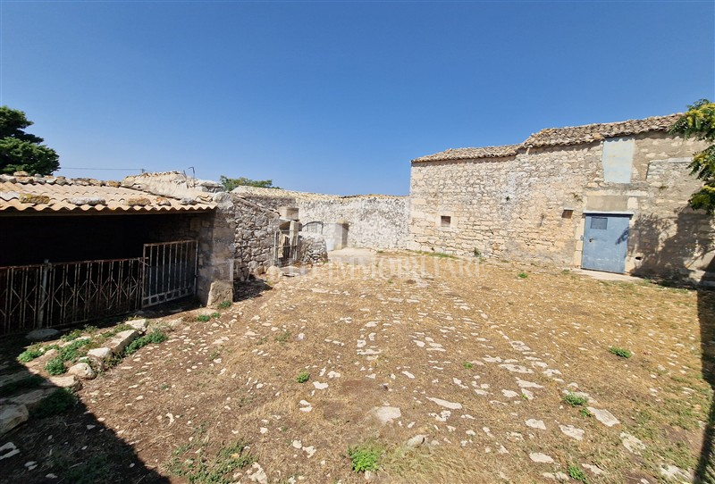 Villetta Zona Poggio Del Sole F.A.B.I.O. IMMOBILIARE (35)